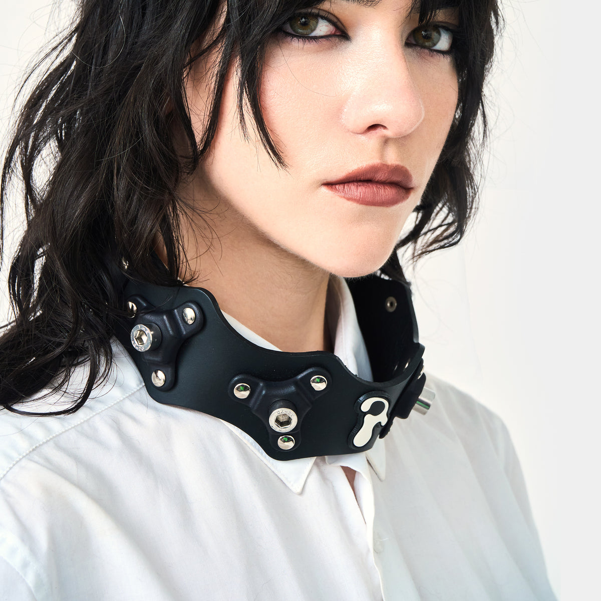 Racine Collar 01